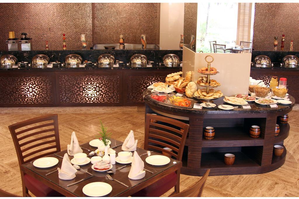 The Retreat Hotel & Convention Centre Mumbai Eksteriør bilde