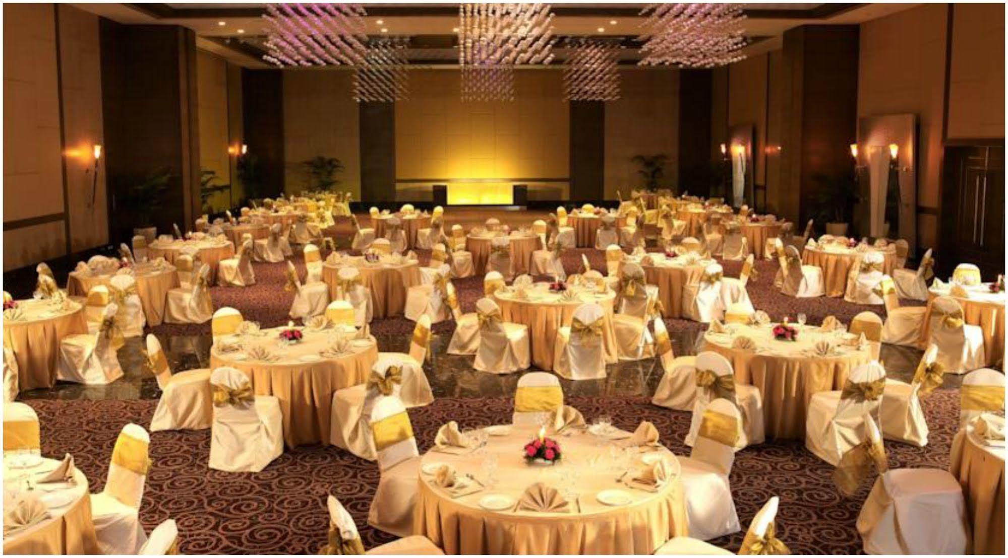 The Retreat Hotel & Convention Centre Mumbai Eksteriør bilde