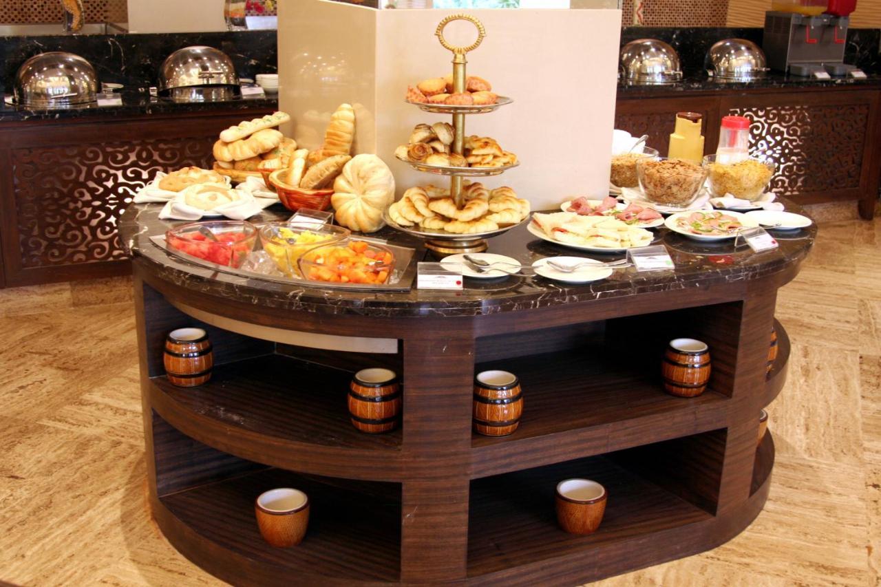 The Retreat Hotel & Convention Centre Mumbai Eksteriør bilde